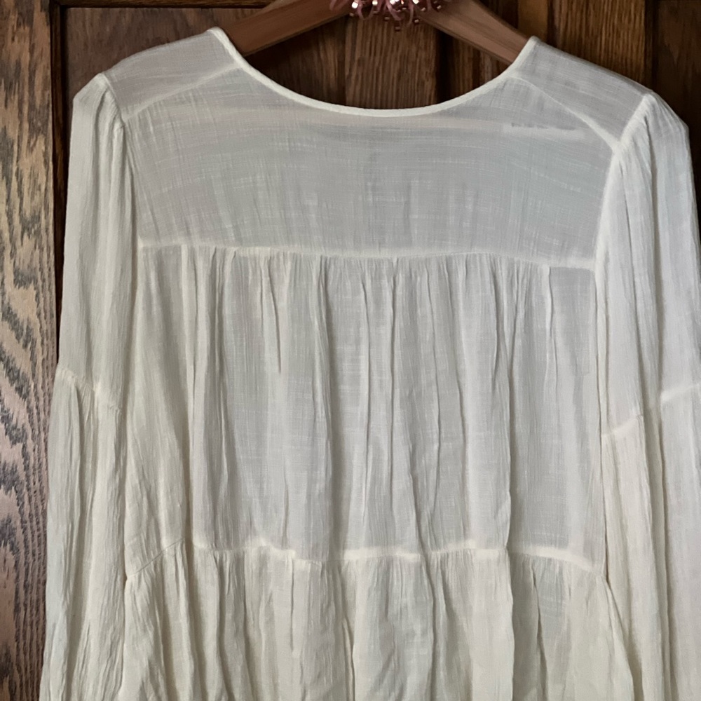 American Eagle cream gauze top